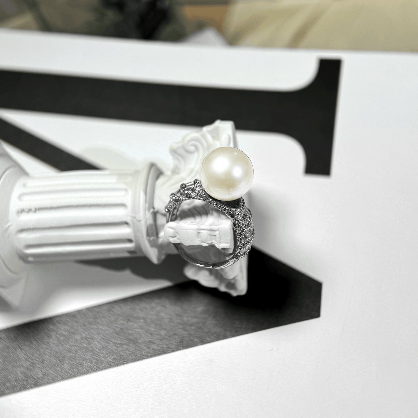 Myrvynte Vintage Pearl and Diamond Ring,10.5-11.5mm,S925